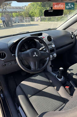 Хэтчбек Mitsubishi Colt 2008 в 