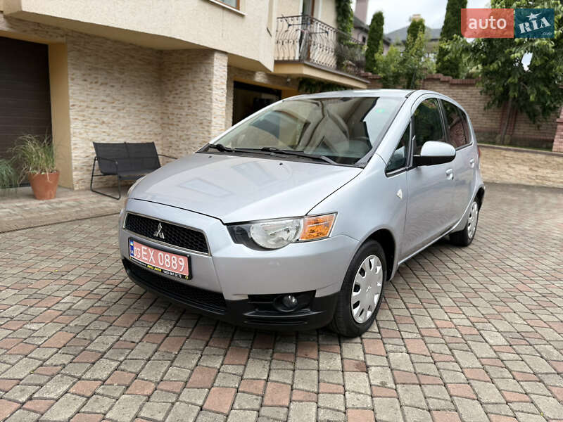 Хэтчбек Mitsubishi Colt 2013 в Черновцах