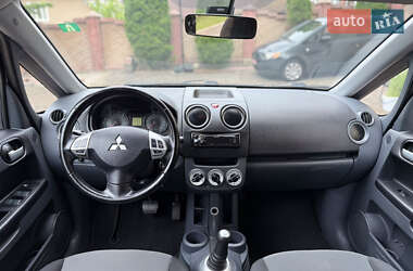 Хэтчбек Mitsubishi Colt 2013 в 