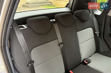 Хэтчбек Mitsubishi Colt 2013 в 