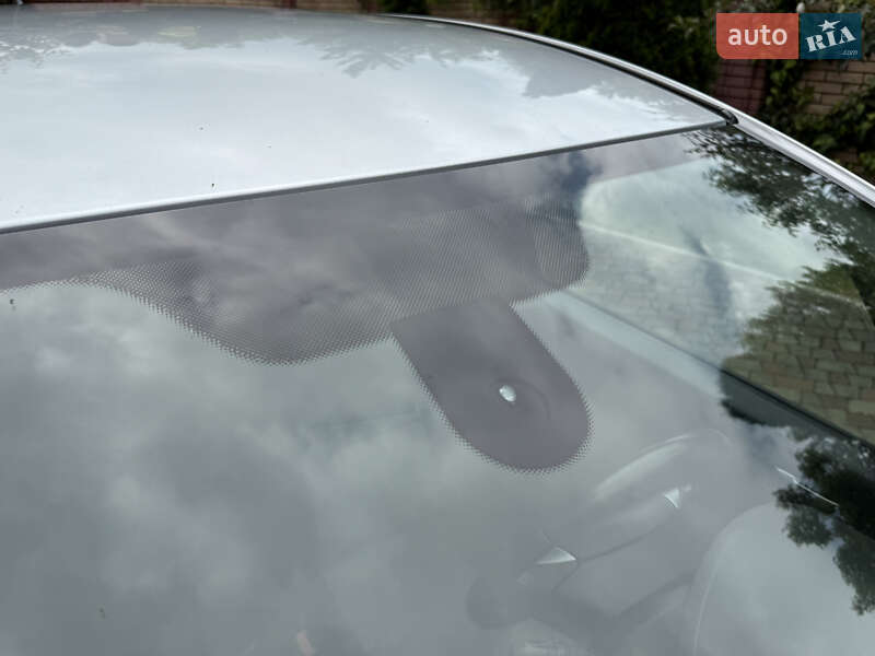 Хэтчбек Mitsubishi Colt 2013 в Черновцах