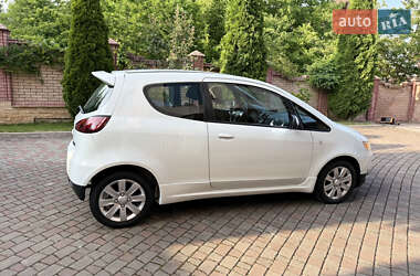Хэтчбек Mitsubishi Colt 2010 в 