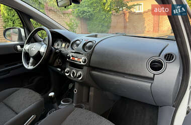 Хэтчбек Mitsubishi Colt 2010 в 