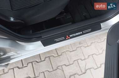 Хэтчбек Mitsubishi Colt 2008 в 