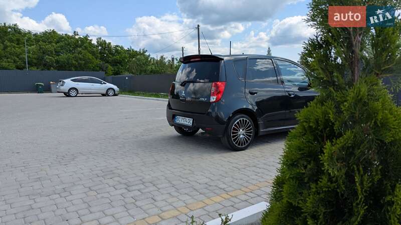 Хэтчбек Mitsubishi Colt 2010 в Шептицькому