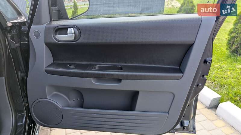 Хэтчбек Mitsubishi Colt 2010 в Шептицькому