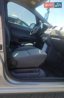 Хэтчбек Mitsubishi Colt 2006 в 
