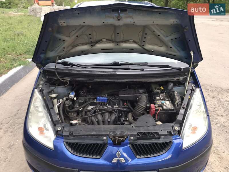 Хэтчбек Mitsubishi Colt 2008 в Люботине