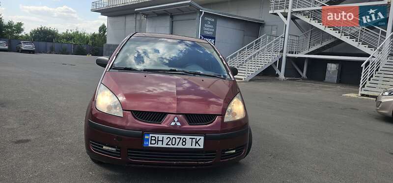 Хэтчбек Mitsubishi Colt 2006 в Черноморске