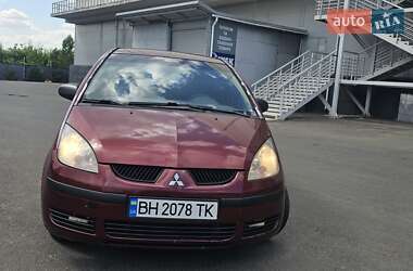 Хэтчбек Mitsubishi Colt 2006 в 