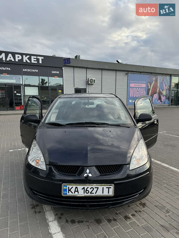 Хэтчбек Mitsubishi Colt 2008 в Киеве