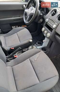 Хэтчбек Mitsubishi Colt 2007 в 