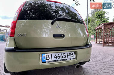 Хэтчбек Mitsubishi Colt 2005 в 