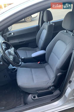 Хэтчбек Mitsubishi Colt 2007 в 