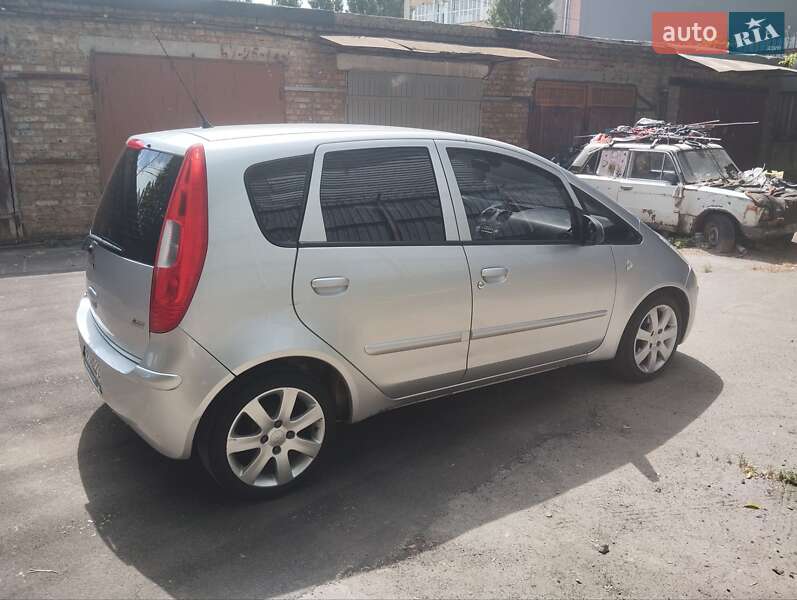 Хэтчбек Mitsubishi Colt 2006 в Киеве фото 22 Хэтчбек Mitsubishi Colt 2006 в Киеве