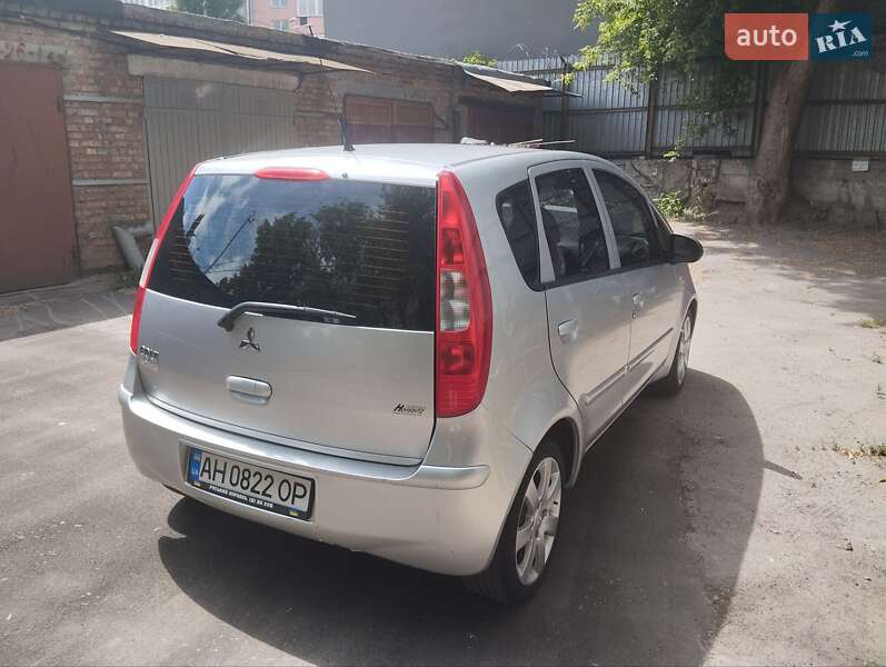 Хэтчбек Mitsubishi Colt 2006 в Киеве фото 23 Хэтчбек Mitsubishi Colt 2006 в Киеве