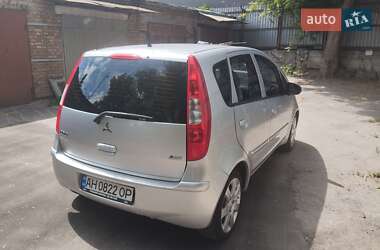 Хэтчбек Mitsubishi Colt 2006 в 