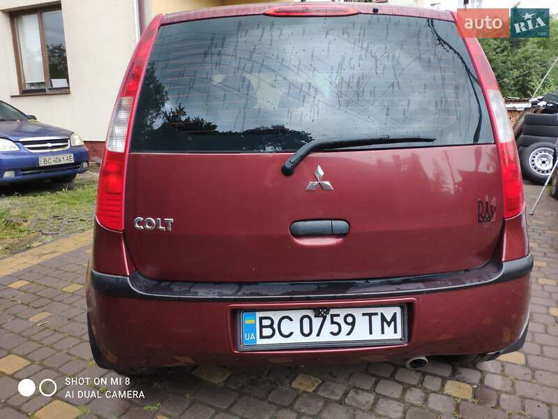 Хэтчбек Mitsubishi Colt 2006 в Львове