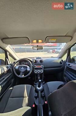 Хэтчбек Mitsubishi Colt 2009 в 