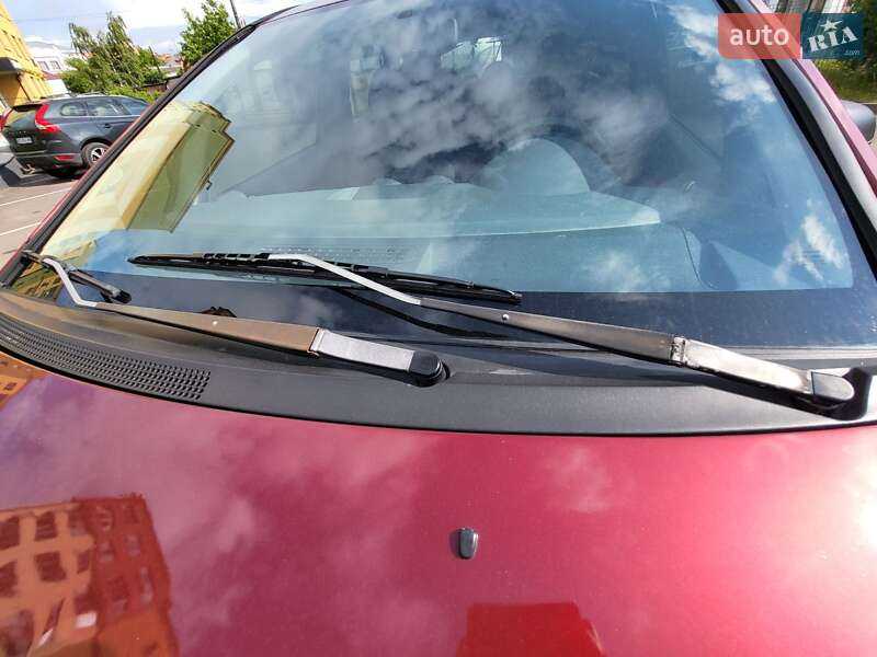 Хэтчбек Mitsubishi Colt 2006 в Луцке