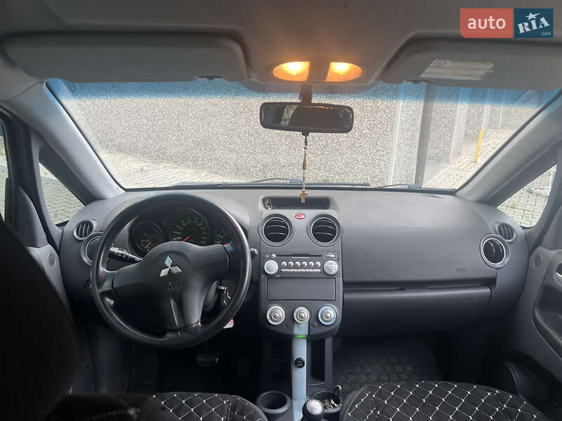 Хетчбек Mitsubishi Colt 2005 в Івано-Франківську