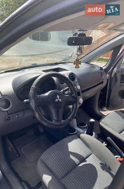 Хэтчбек Mitsubishi Colt 2008 в 