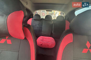 Хэтчбек Mitsubishi Colt 2007 в 
