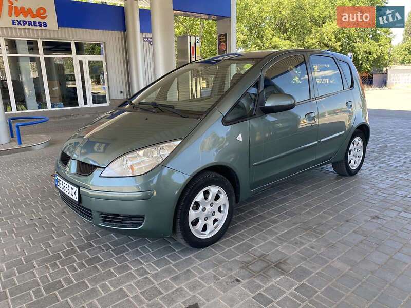 Хэтчбек Mitsubishi Colt 2006 в Николаеве