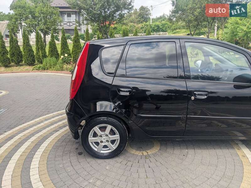 Хэтчбек Mitsubishi Colt 2007 в Калуше