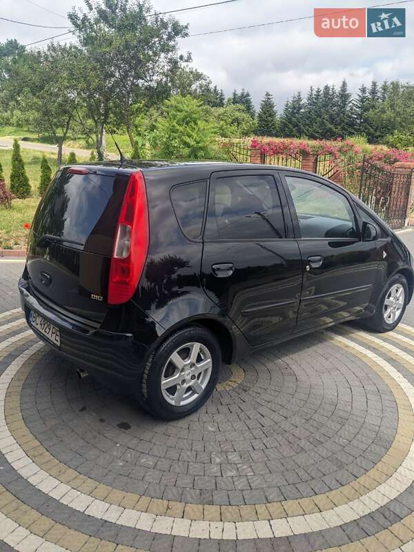 Хэтчбек Mitsubishi Colt 2007 в Калуше