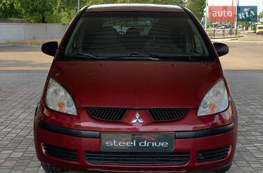 Хэтчбек Mitsubishi Colt 2005 в 