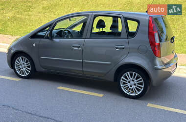 Хэтчбек Mitsubishi Colt 2008 в 