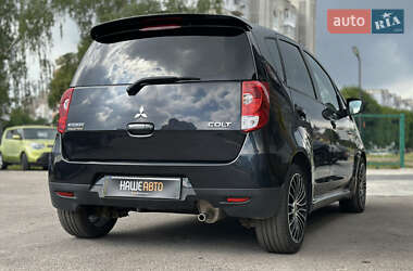 Хэтчбек Mitsubishi Colt 2010 в 
