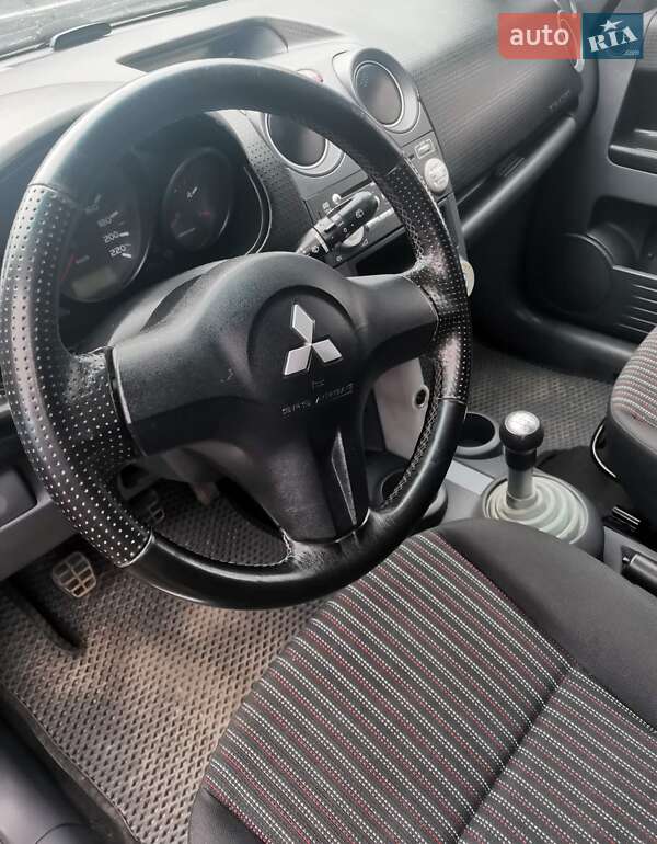 Хетчбек Mitsubishi Colt 2008 в Калуші
