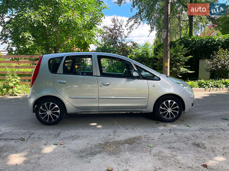 Хетчбек Mitsubishi Colt 2007 в Києві