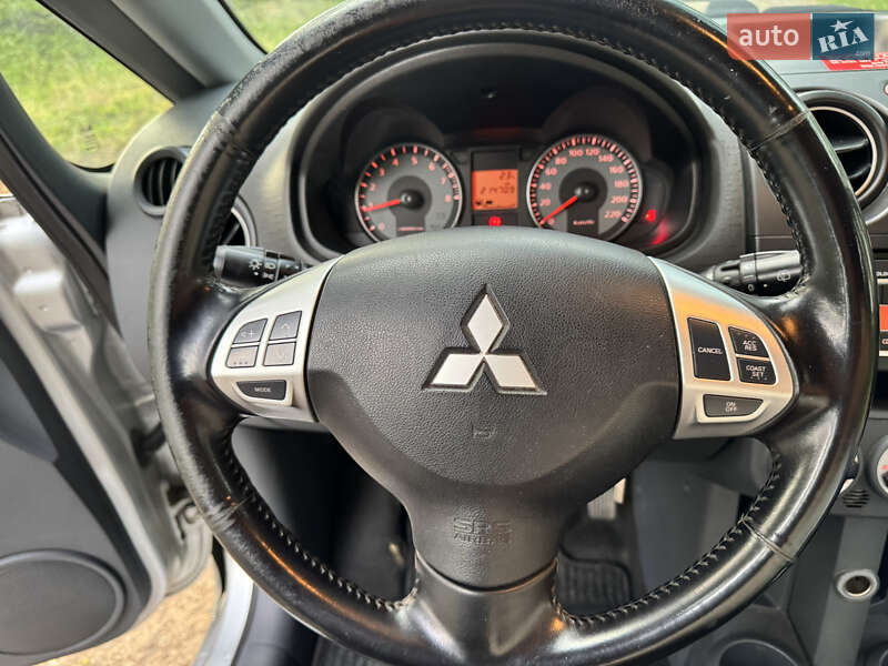 Хетчбек Mitsubishi Colt 2009 в Тернополі