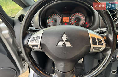 Хэтчбек Mitsubishi Colt 2009 в 
