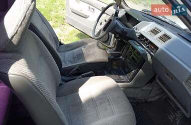 Хэтчбек Mitsubishi Colt 1988 в 