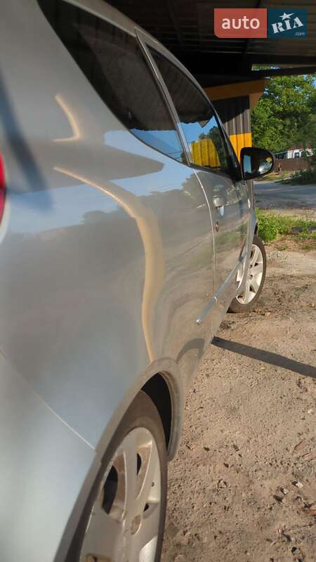Хетчбек Mitsubishi Colt 2006 в Полтаві