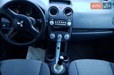 Хэтчбек Mitsubishi Colt 2004 в 