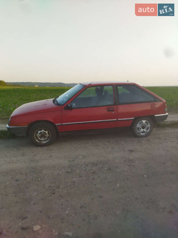 Хэтчбек Mitsubishi Colt 1985 в Кременце фото 2 Хэтчбек Mitsubishi Colt 1985 в Кременце