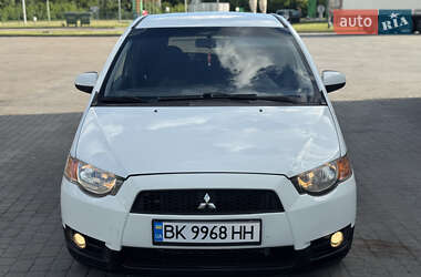Хэтчбек Mitsubishi Colt 2010 в 