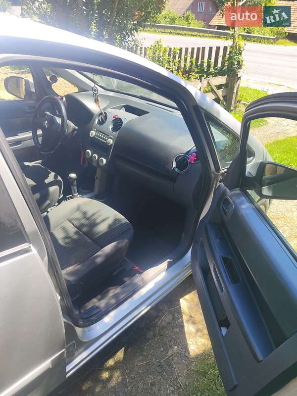 Хэтчбек Mitsubishi Colt 2008 в Сколе