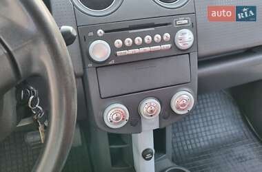 Хэтчбек Mitsubishi Colt 2006 в 