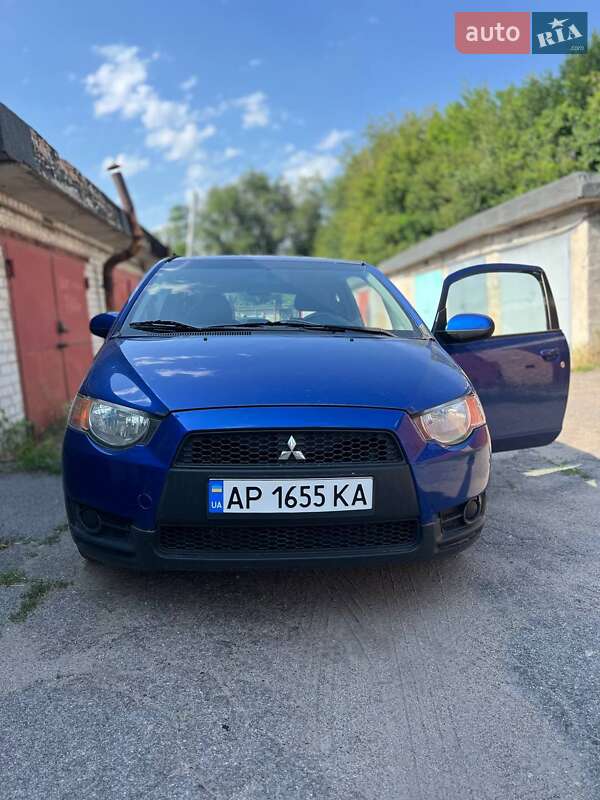 Mitsubishi Colt 2009