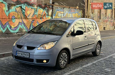 Хэтчбек Mitsubishi Colt 2005 в 