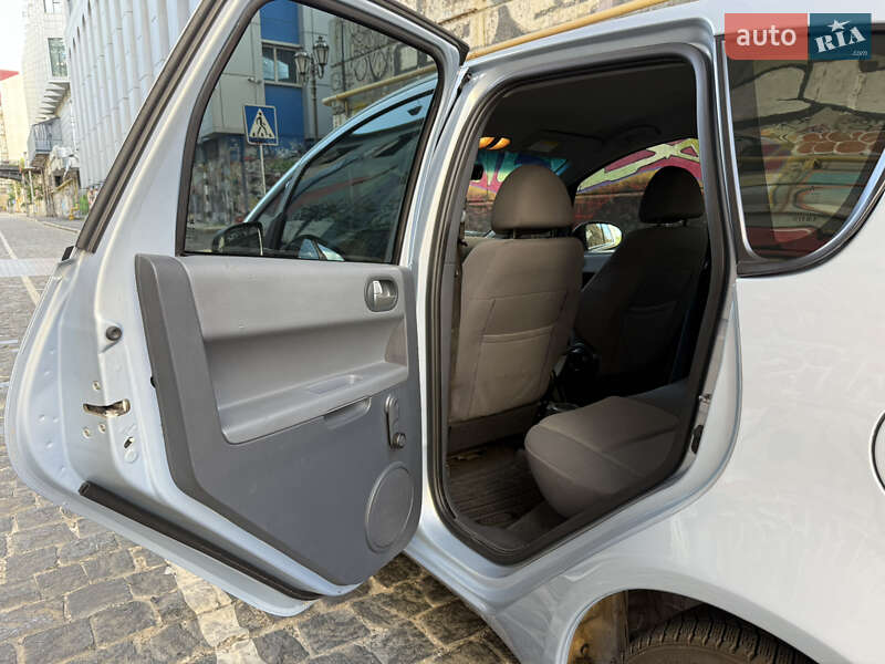 Хэтчбек Mitsubishi Colt 2005 в Одессе