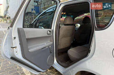 Хэтчбек Mitsubishi Colt 2005 в 