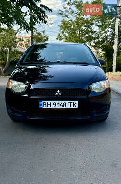 Хэтчбек Mitsubishi Colt 2008 в 