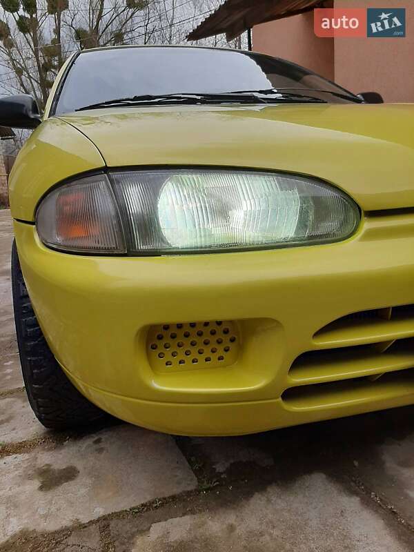 Хэтчбек Mitsubishi Colt 1995 в Черновцах